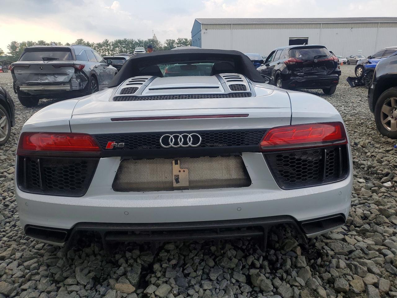 2020 Audi R8 - Фото 6