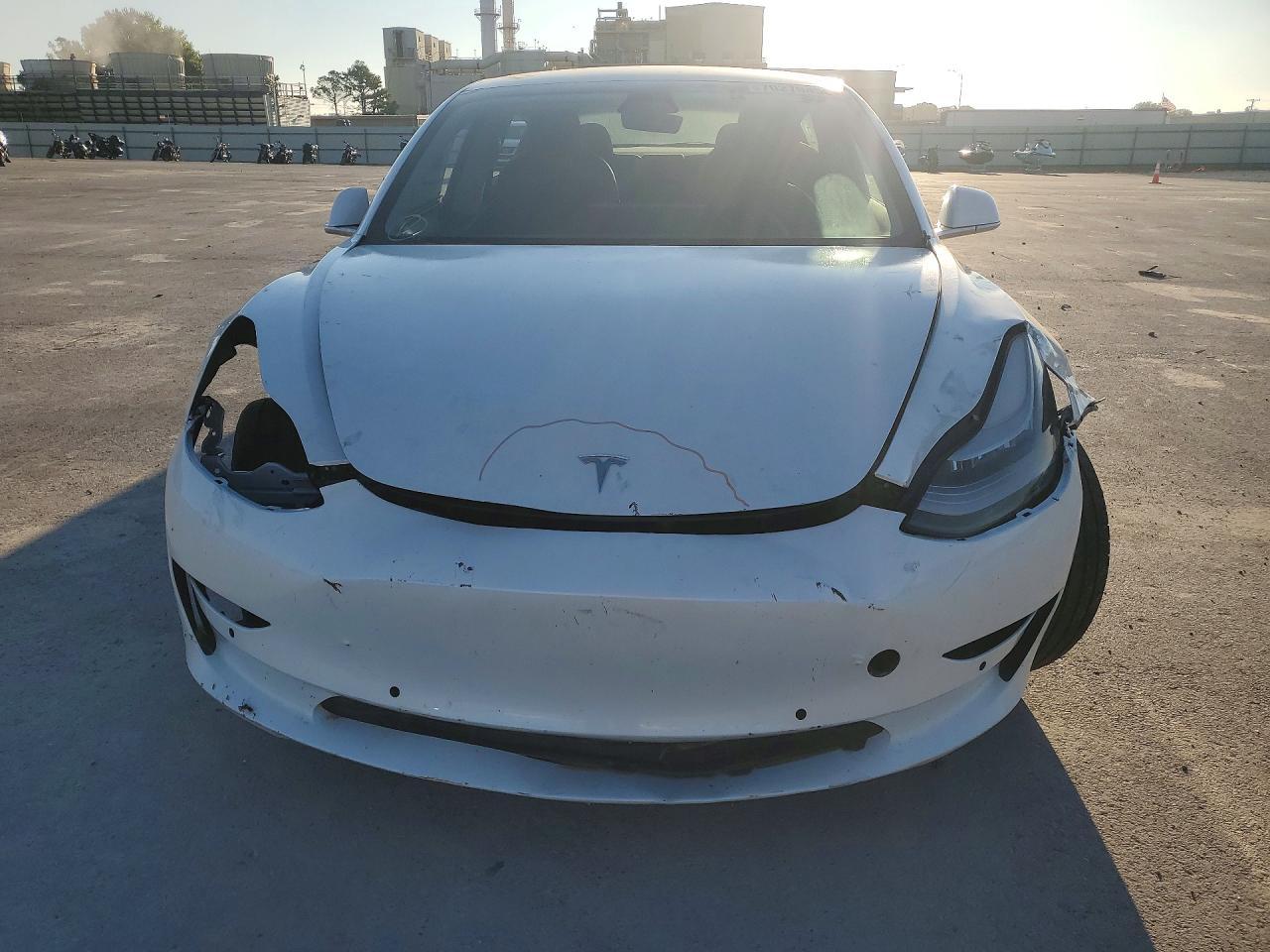 2019 Tesla Model 3 - Фото 5