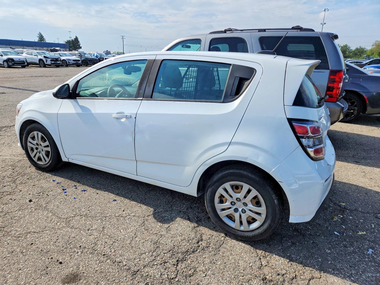 2020 Chevrolet Sonic - Image 2