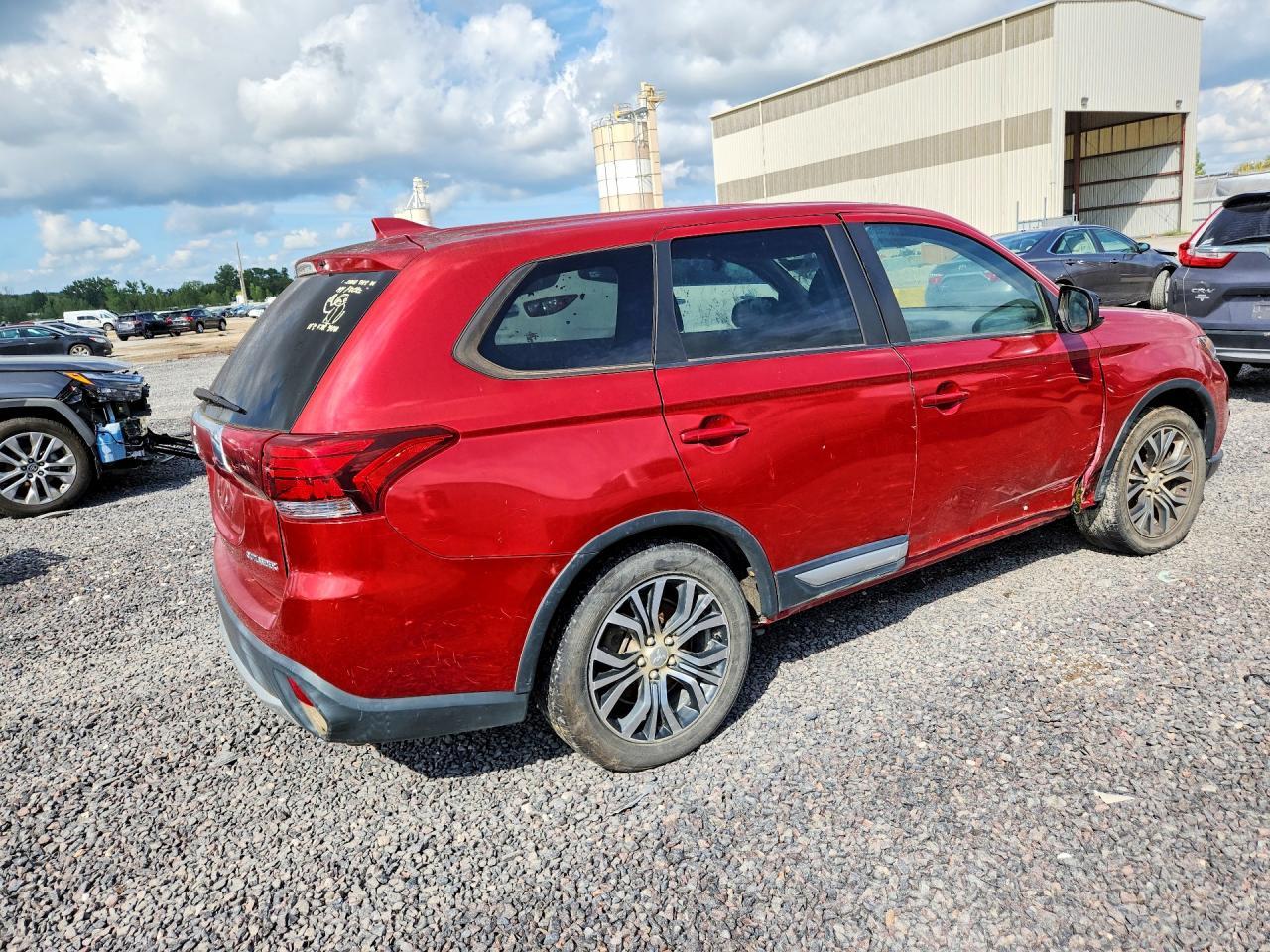 2018 Mitsubishi Outlander Es - Фото 3