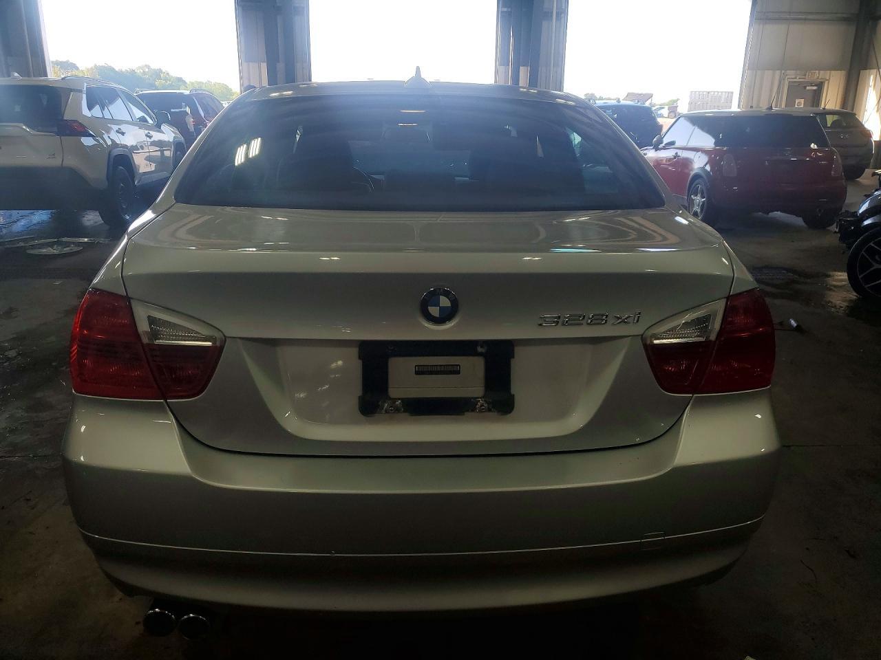 2007 BMW 328 Xi - Image 6