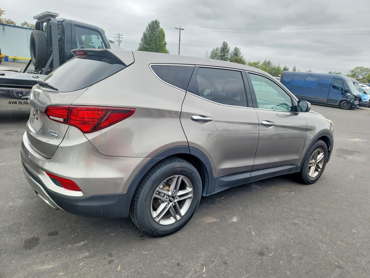 2017 Hyundai Santa Fe Sport 2.4L - Image 3