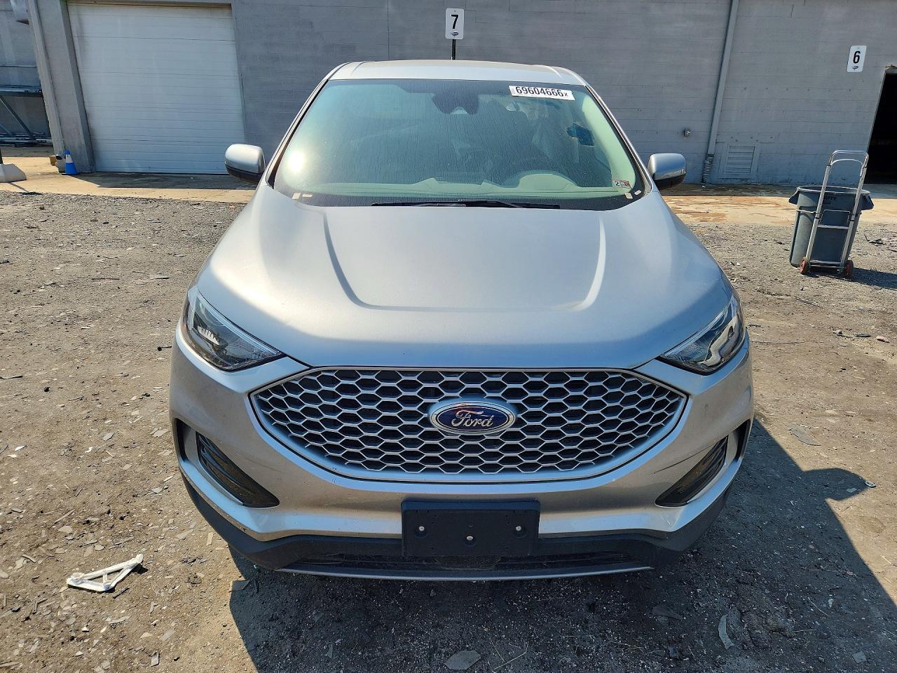 2023 Ford Edge Sel - Image 5