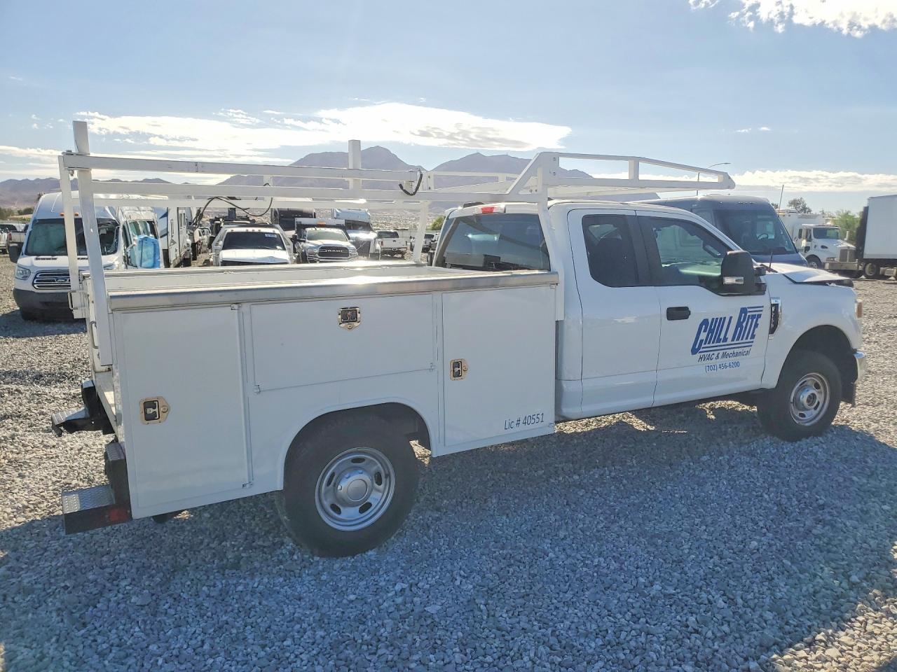 2022 Ford F250 Super Duty - Image 3