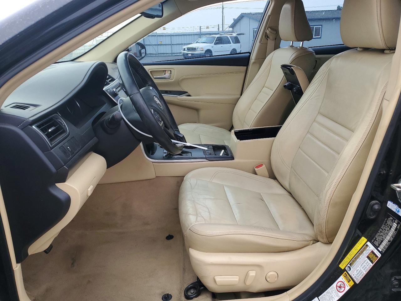 2015 Toyota Camry Hybrid Xle - Image 7