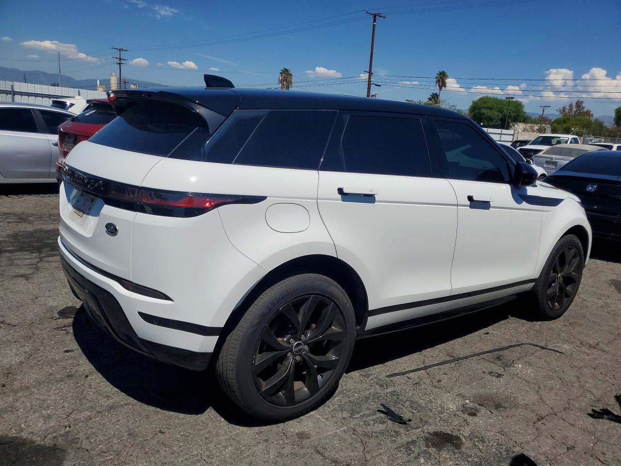 2022 Land Rover Range Rover Evoque R-Dynamic S - Фото 3