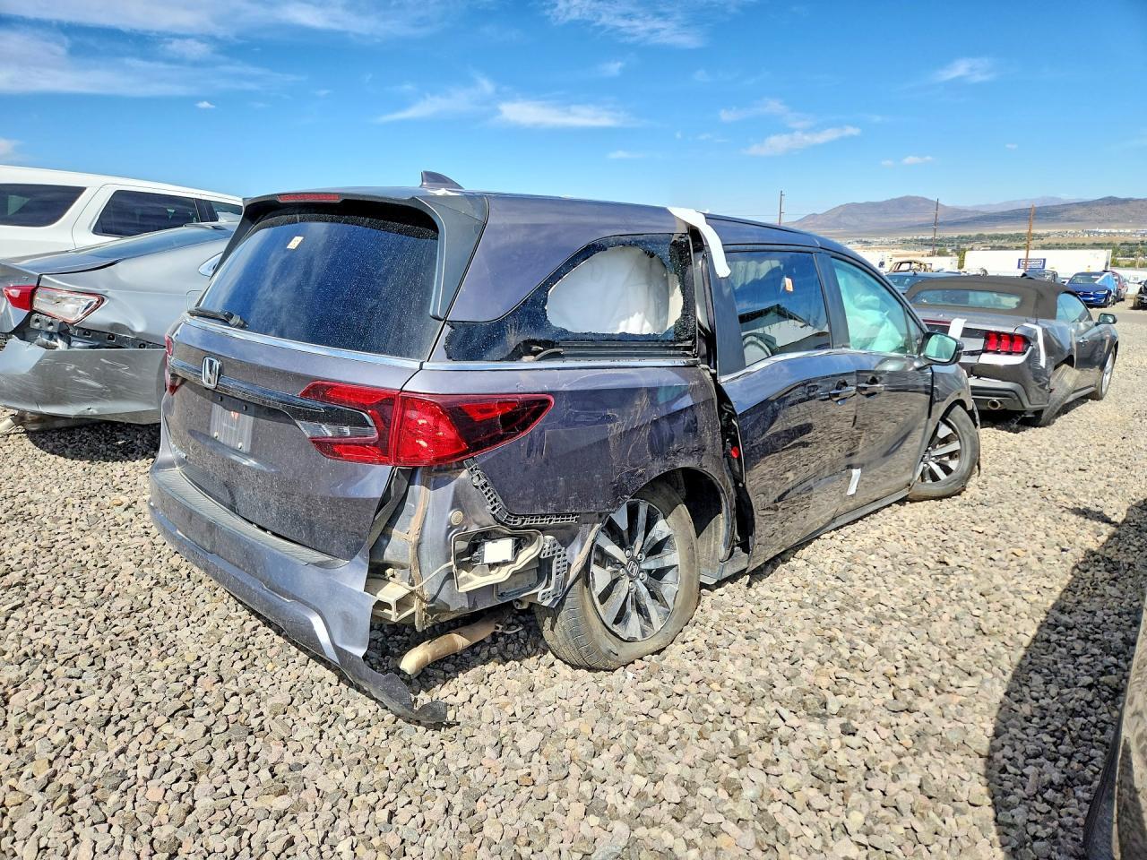 2025 Honda Odyssey Exl - Image 3