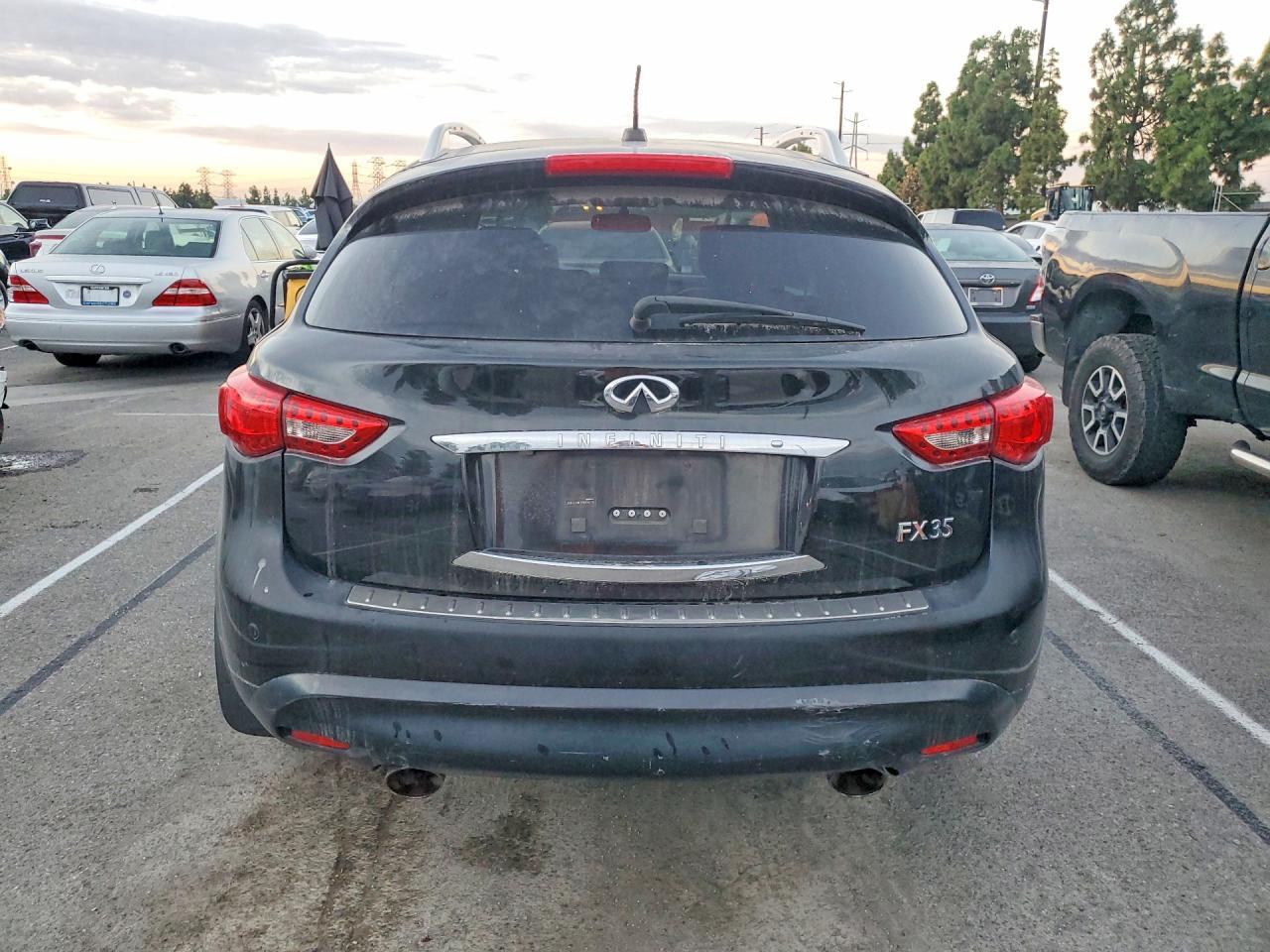 2010 Infiniti Fx35 Base - Фото 6