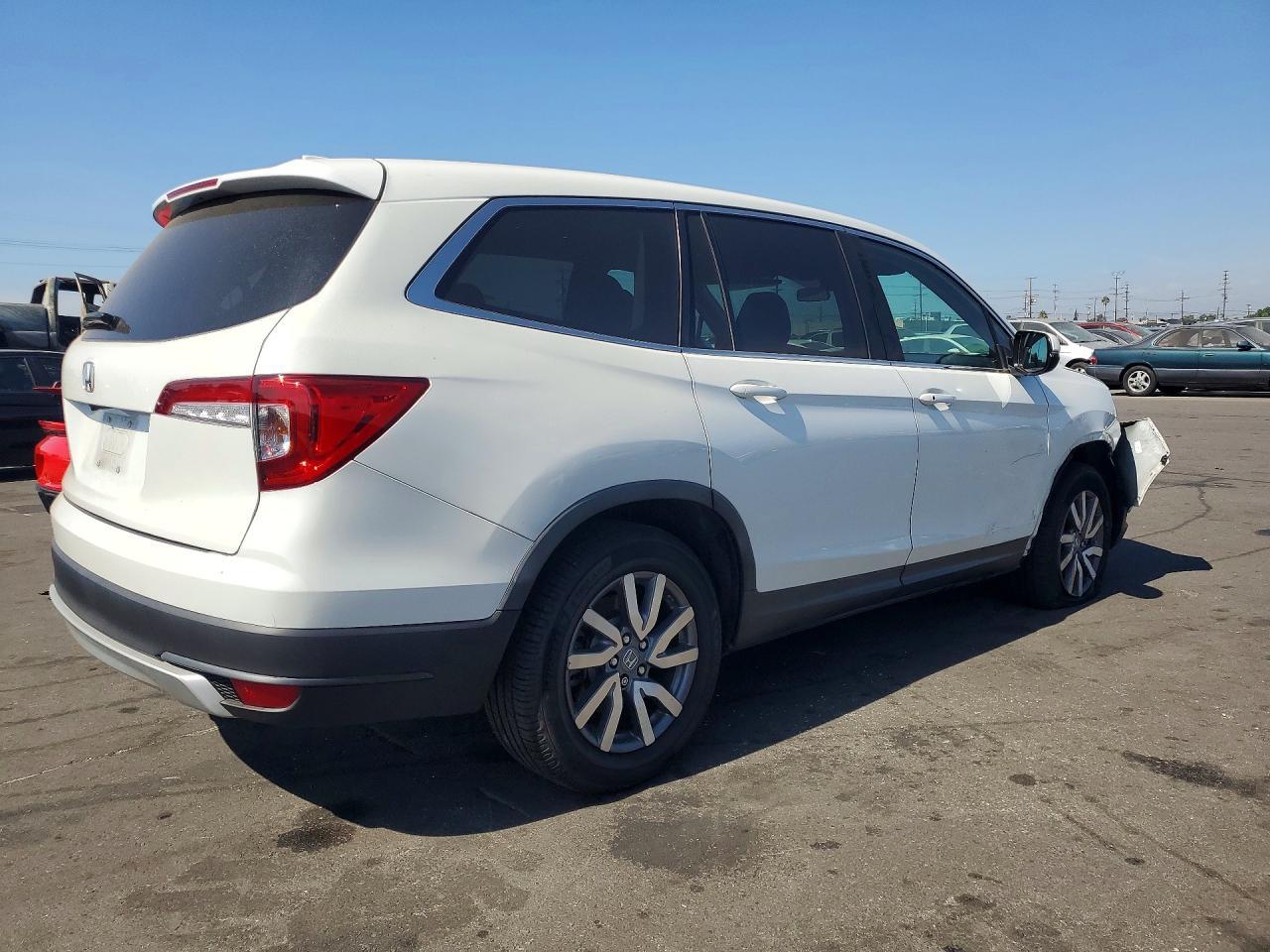 2020 Honda Pilot Ex - Image 3
