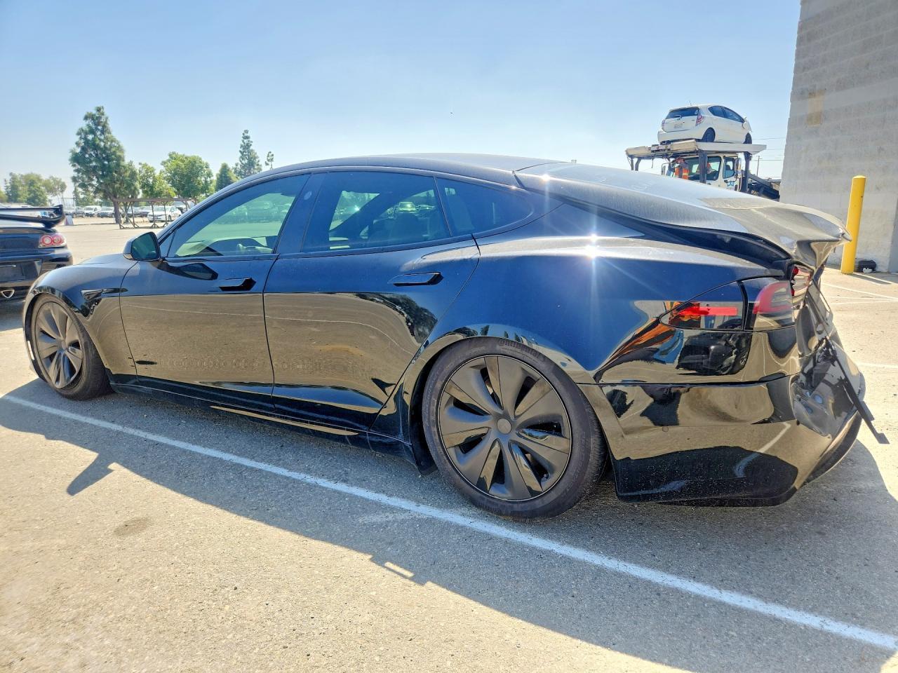 2023 Tesla Model S - Image 2