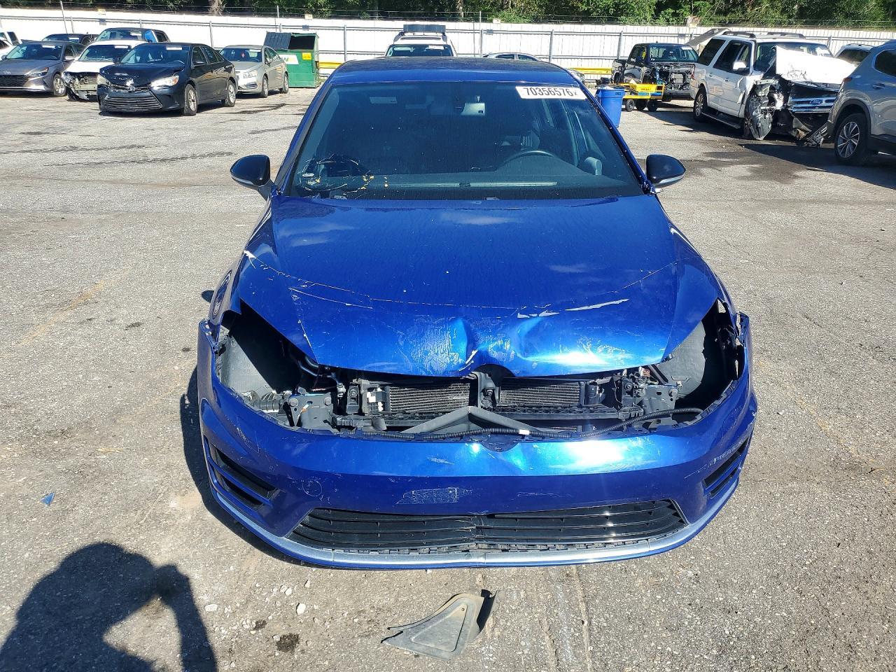 2016 Volkswagen Golf R - Image 5
