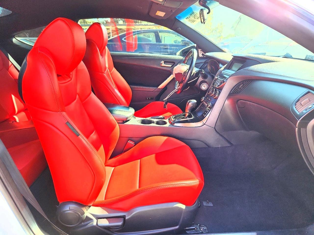 2013 Hyundai Genesis Coupe 2.0T - Image 7