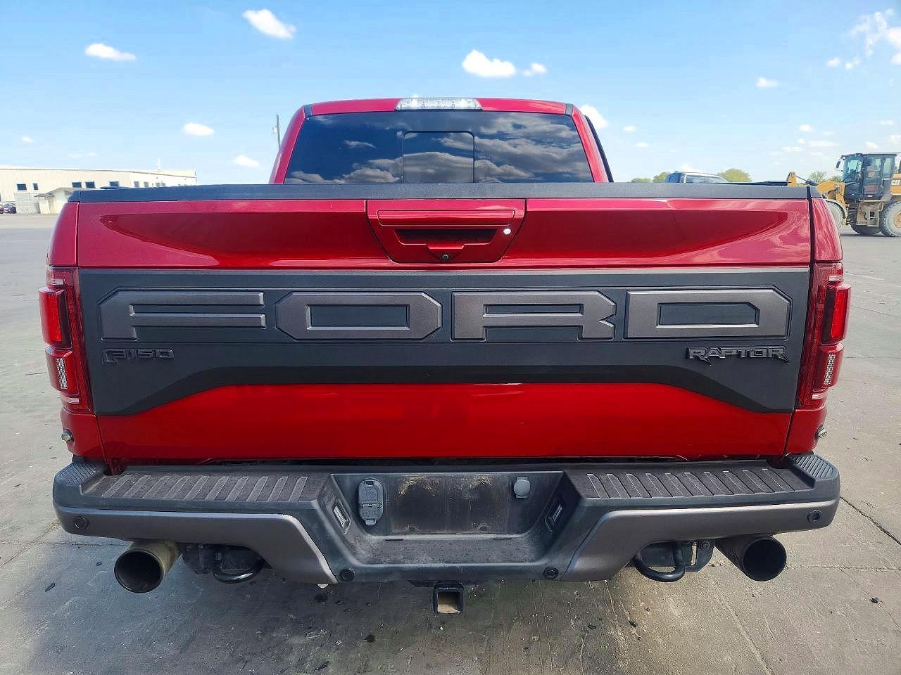 2020 Ford F150 Raptor - Фото 6