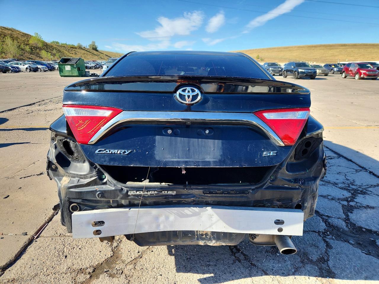 2016 Toyota Camry Se - Фото 6