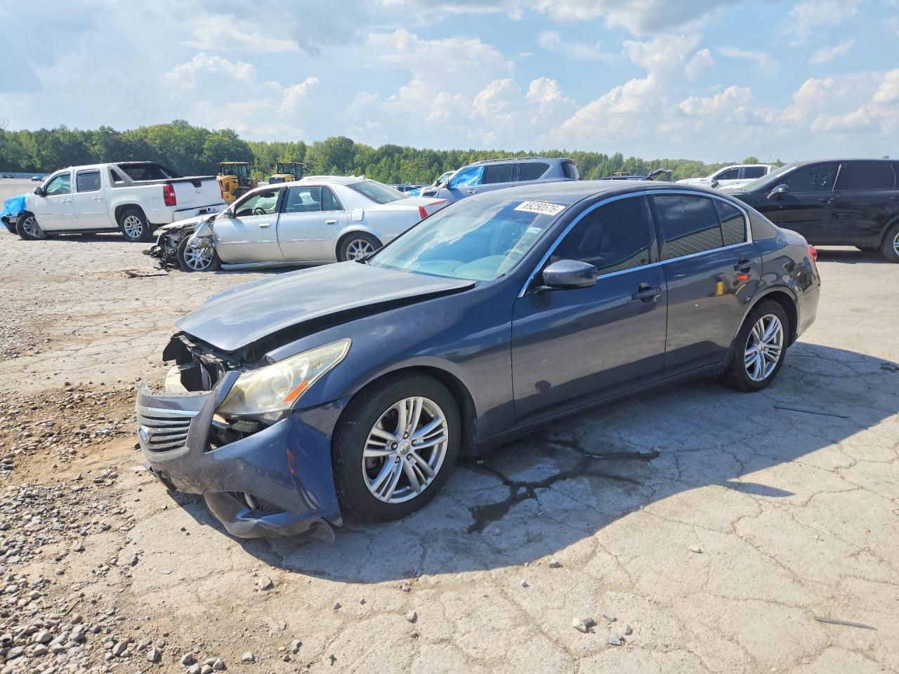 2013 Infiniti G37