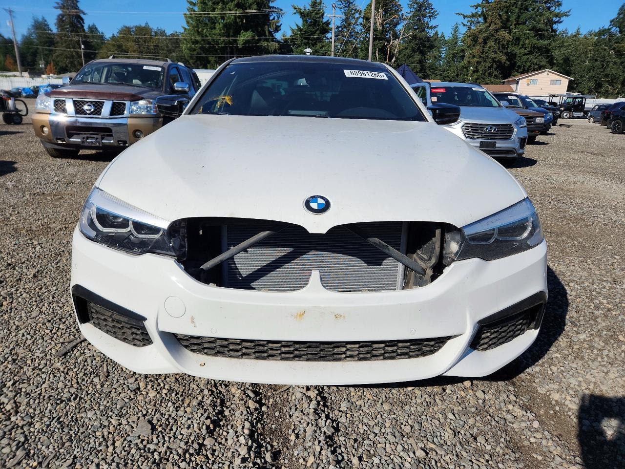 2018 BMW 530Xe - Image 5