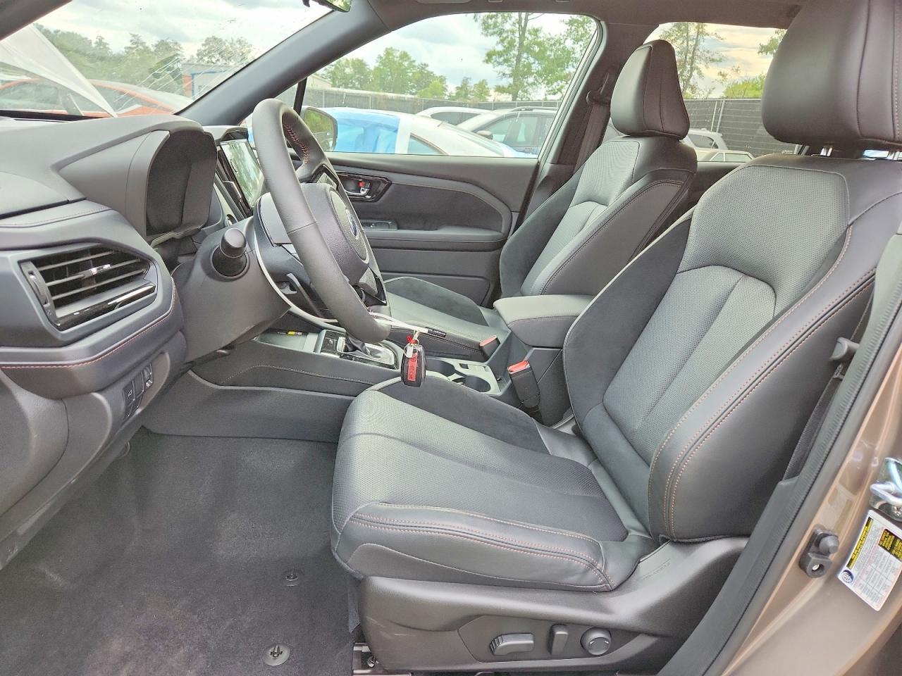 2025 Subaru Forester Touring - Image 7