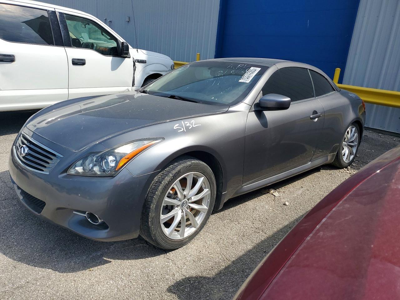 2013 Infiniti G37 Convertible Base