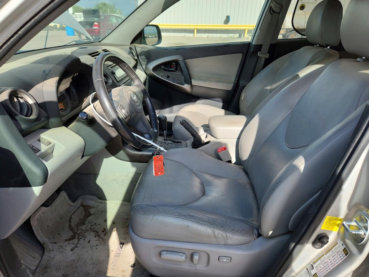 2012 Toyota Rav4 Limited - Image 7