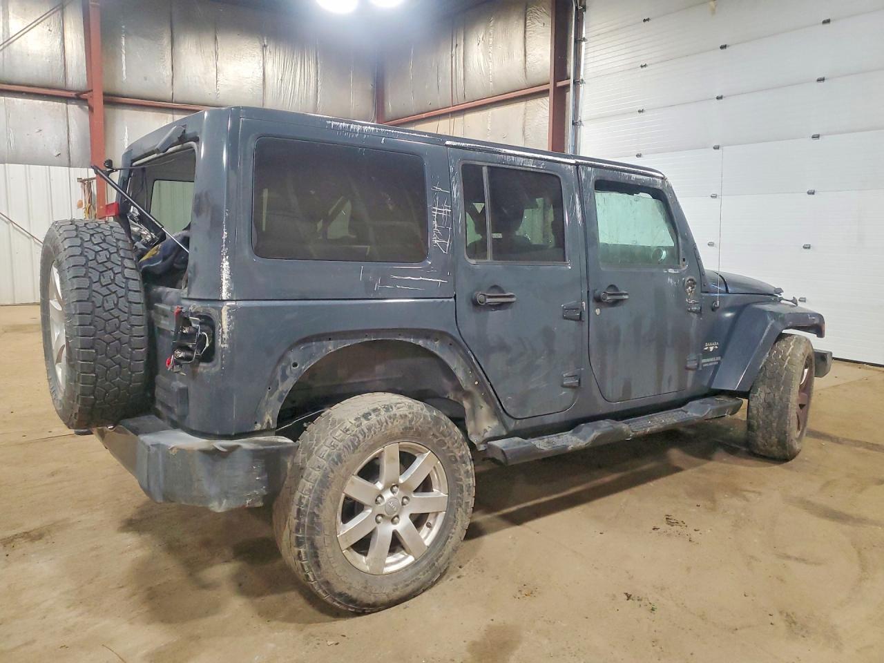 2017 Jeep Wrangler Unlimited Sahara - Фото 3