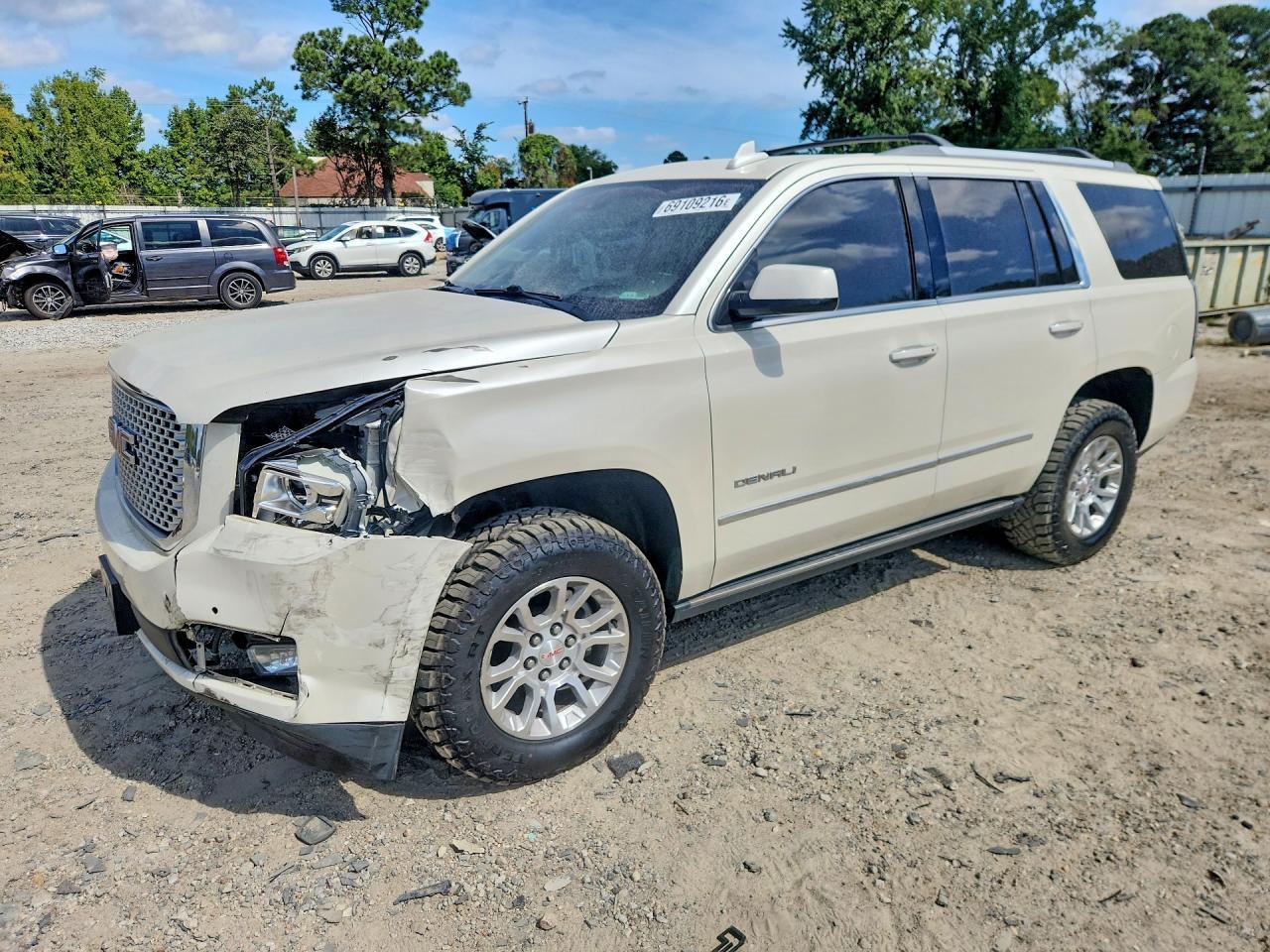 2015 GMC Yukon Denali