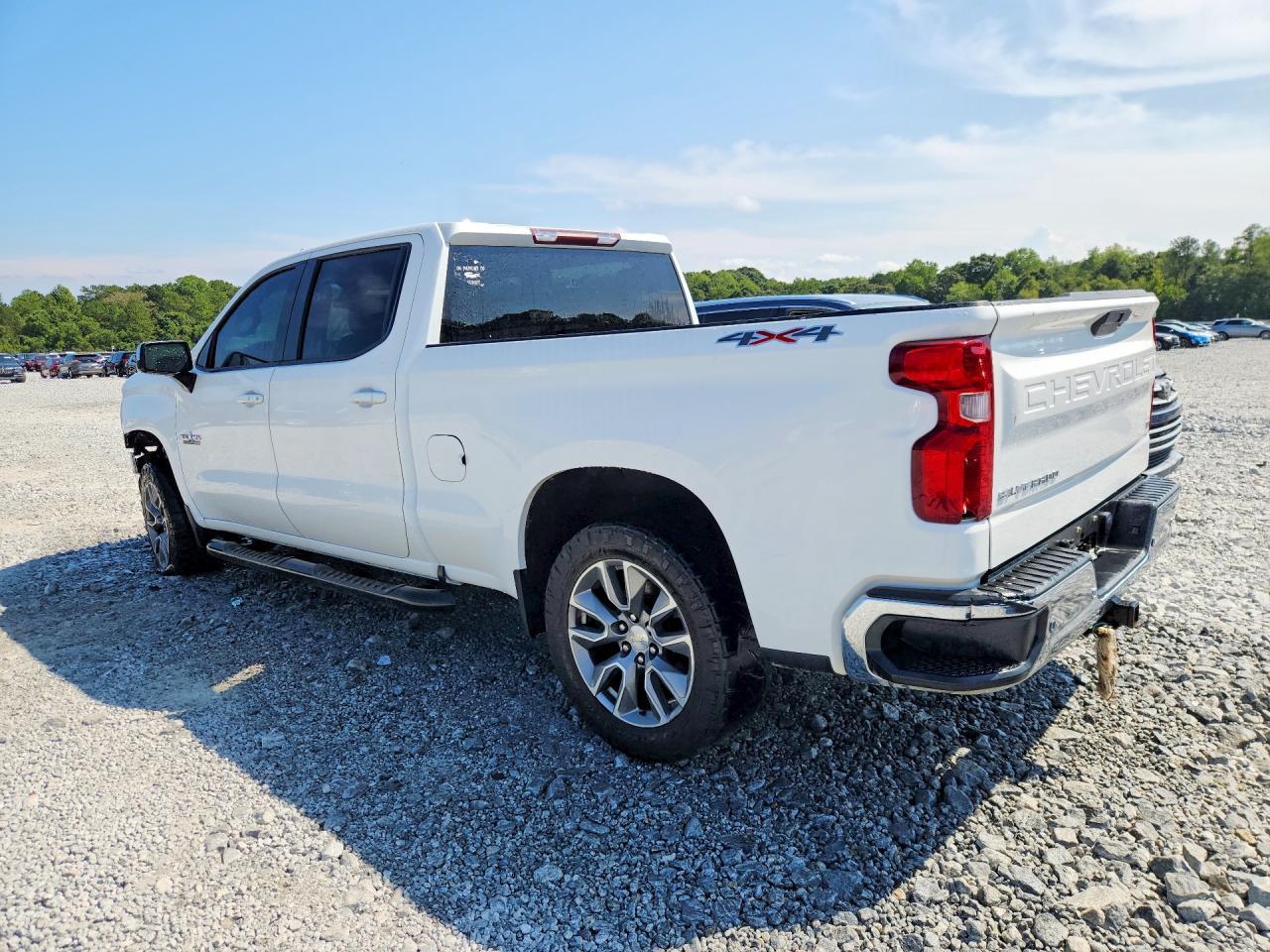 2020 Chevrolet Silverado K1500 Lt - Image 2