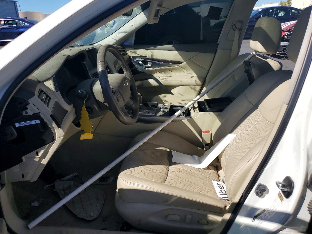 2015 Infiniti Q70L 3.7 - Image 7