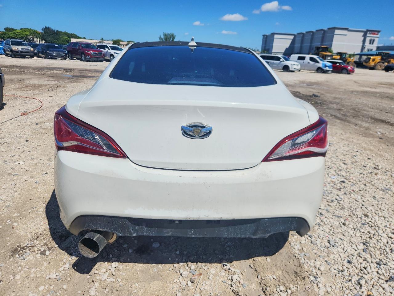 2010 Hyundai Genesis Coupe 2.0T - Image 6