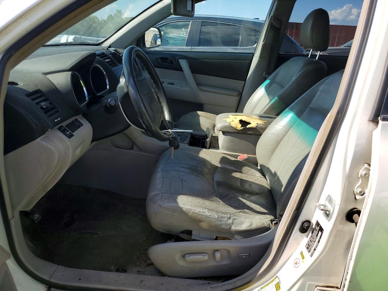 2010 Toyota Highlander Base - Фото 7