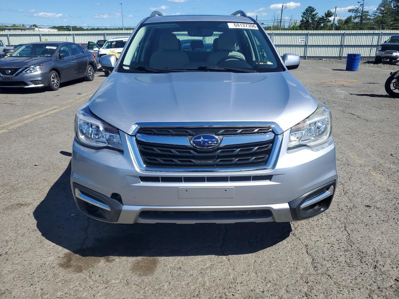 2017 Subaru Forester 2.5I Premium - Image 5