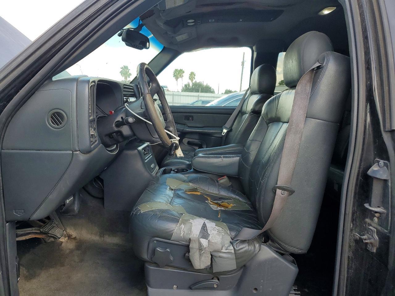 2001 Chevrolet Silverado C1500 - Image 7