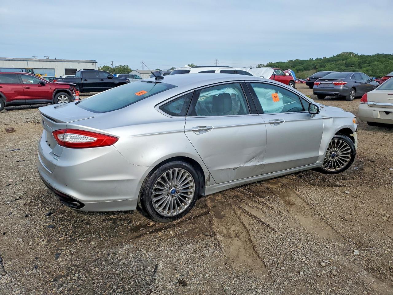 2014 Ford Fusion Titanium - Фото 3
