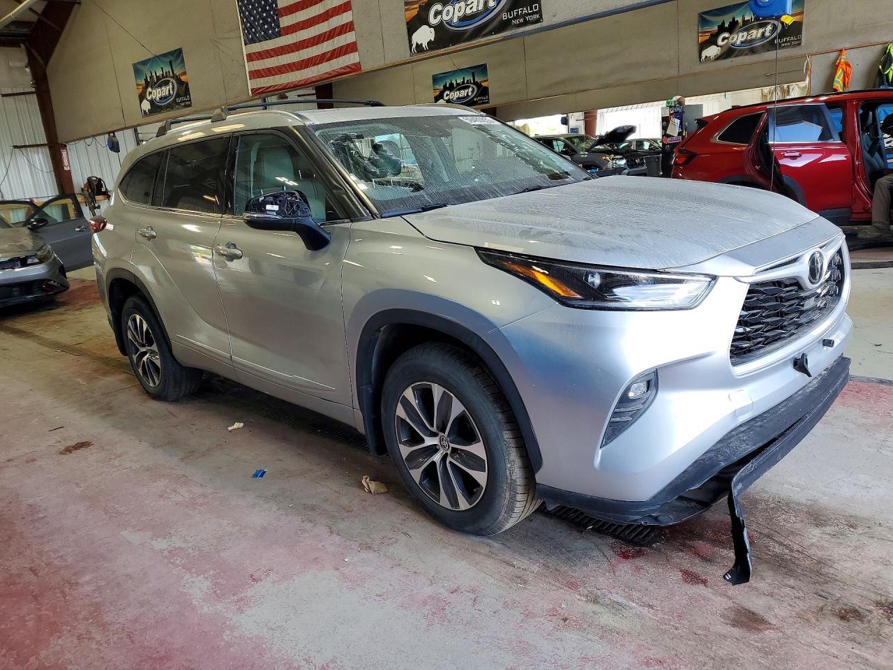 2021 Toyota Highlander Xle - Фото 4