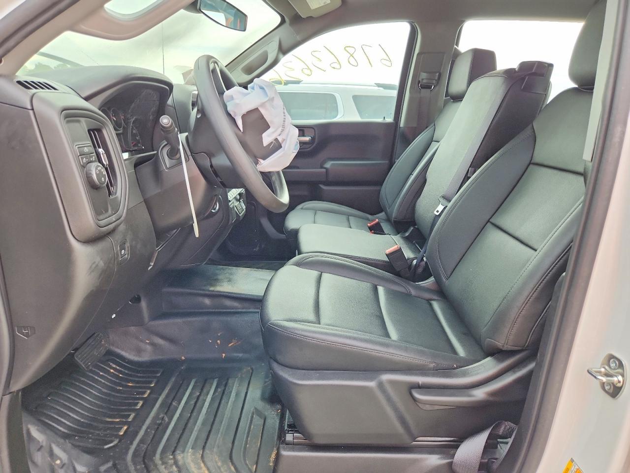2026 Chevrolet Silverado C1500 - Фото 7