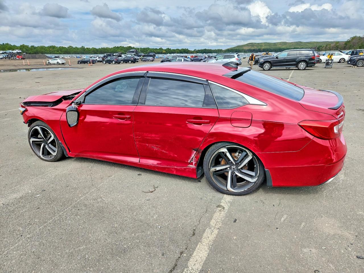 2021 Honda Accord Sport - Фото 2