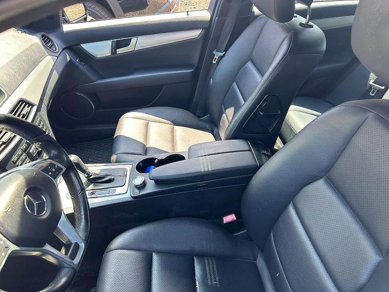 2013 Mercedes-Benz C 300 4Matic - Image 7