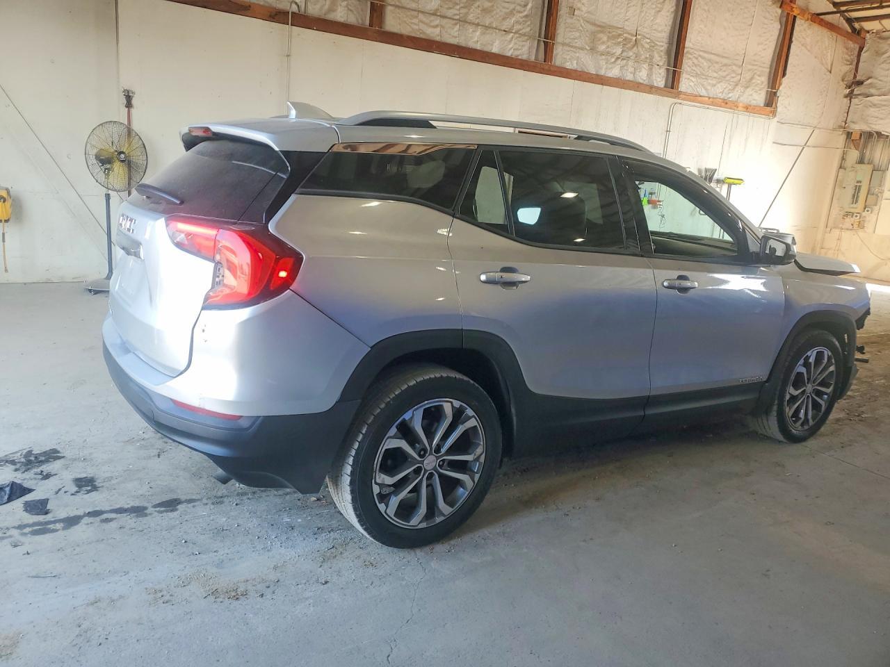 2019 GMC Terrain Slt - Фото 3