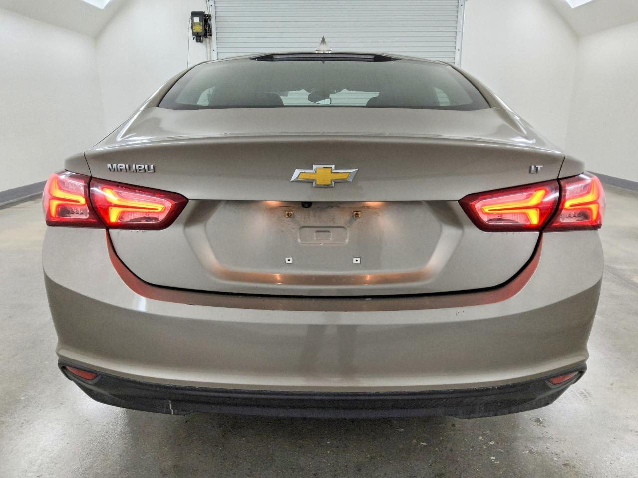 2022 Chevrolet Malibu Lt - Image 6