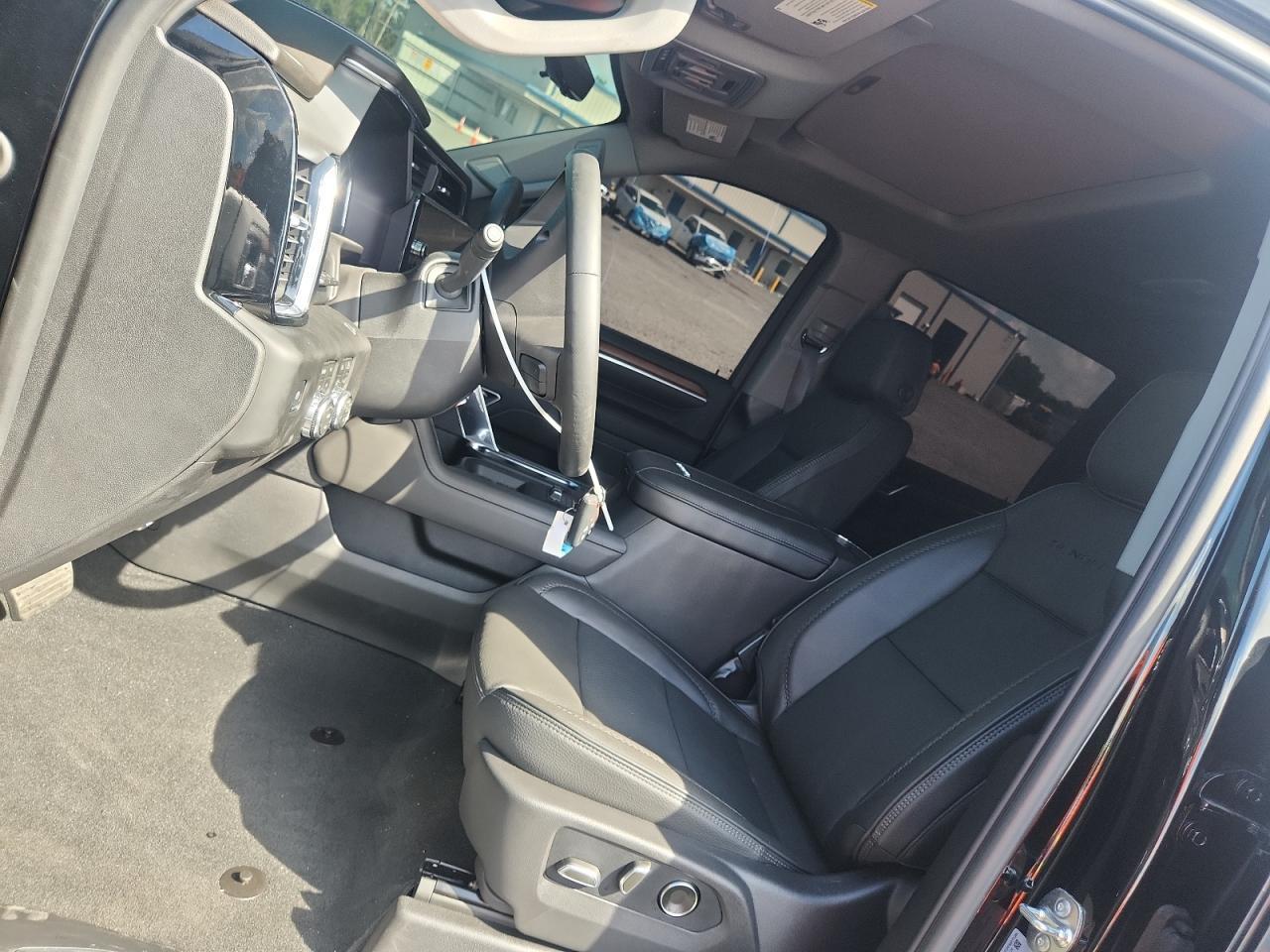 2026 GMC Sierra K2500 Denali - Image 7