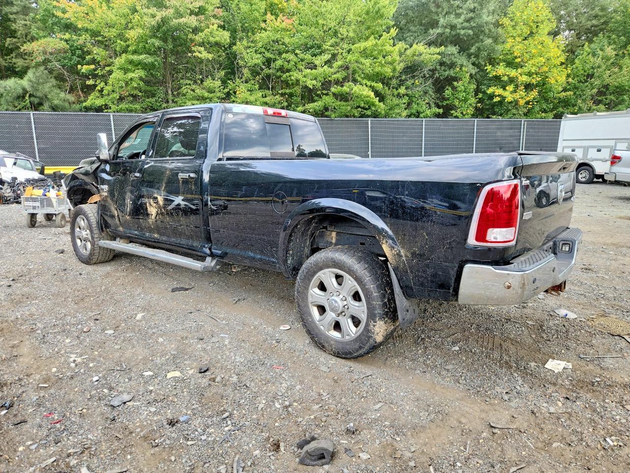 2014 Ram 2500 Laramie - Фото 2