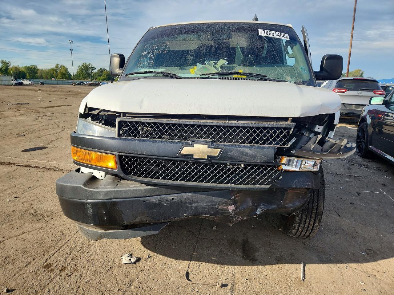 2022 Chevrolet Express G2500 - Image 5