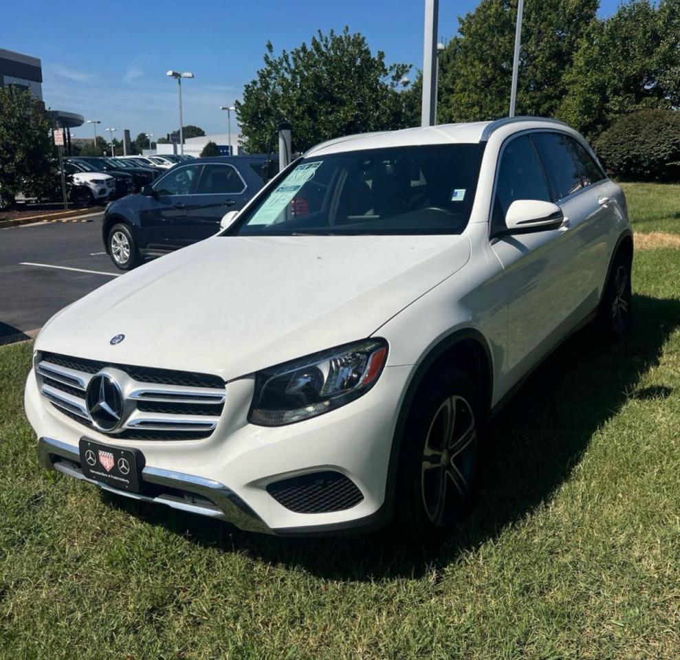 2017 Mercedes-Benz Glc 300 4Matic - Фото 2