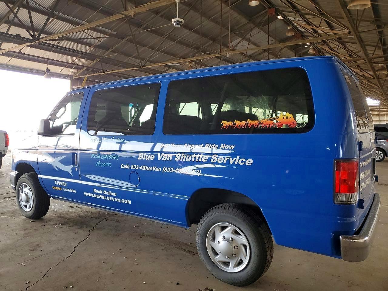 2014 Ford Econoline E350 Super Duty Wagon - Фото 2