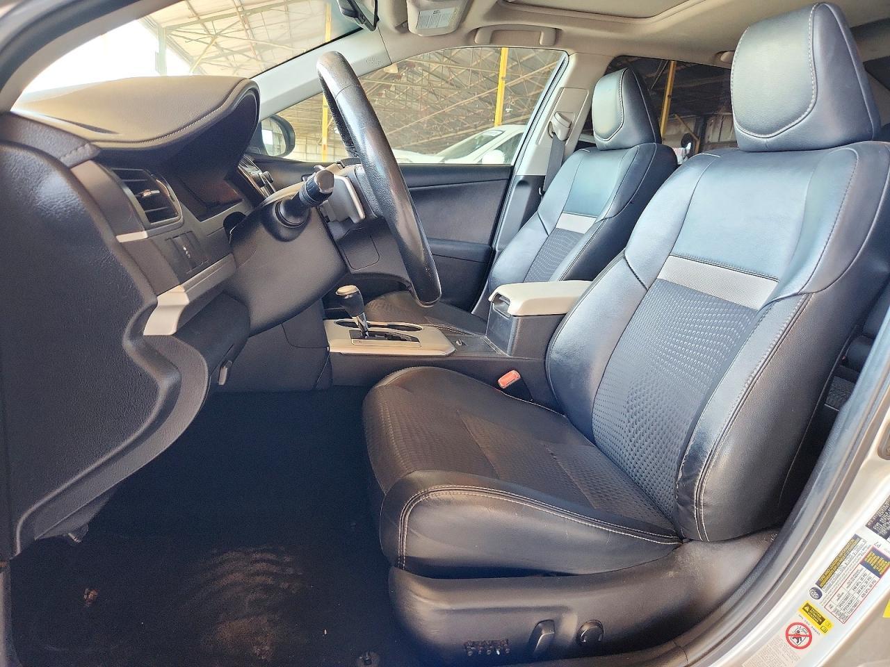 2012 Toyota Camry Se - Image 7