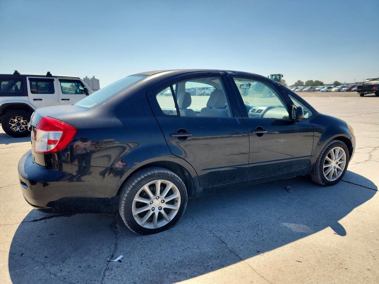 2011 Suzuki Sx4 Le - Image 3