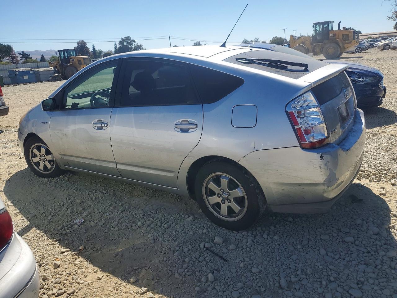 2007 Toyota Prius Base - Image 2