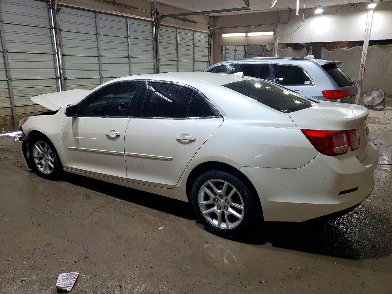 2014 Chevrolet Malibu 1Lt - Image 2