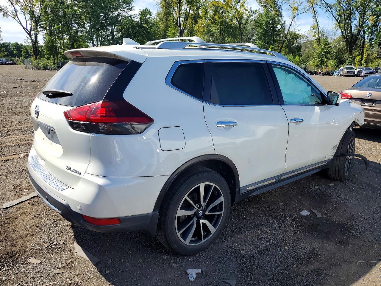 2019 Nissan Rogue Sl - Image 3