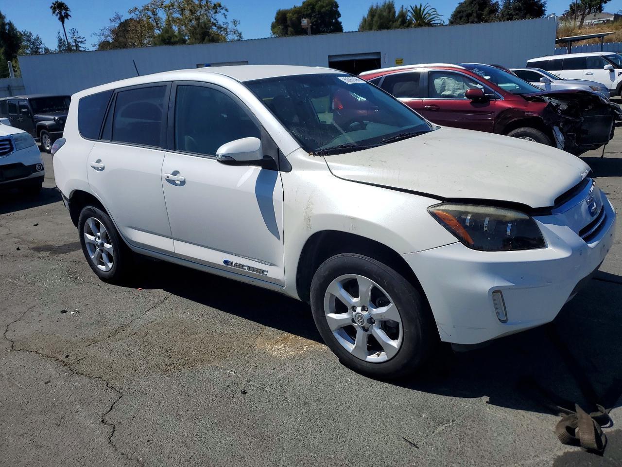 2014 Toyota Rav4 Ev Base - Фото 4