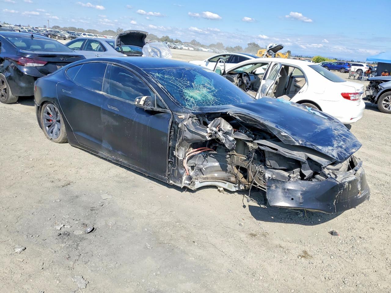 2020 Tesla Model S - Image 4